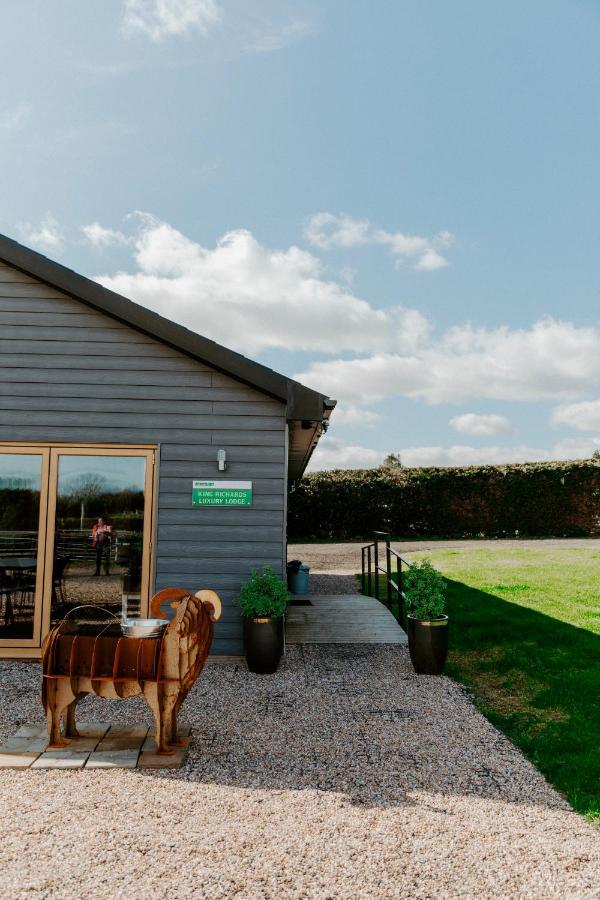 King Richard'S Luxury Lodge - Sleeps Up To 8 ,Dog Friendly ,Near Sherwood Forest At Fairview Farm In Nottingham Set In 88 Acres And Great For Groups,Family Gatherings,Corporate Events Εξωτερικό φωτογραφία