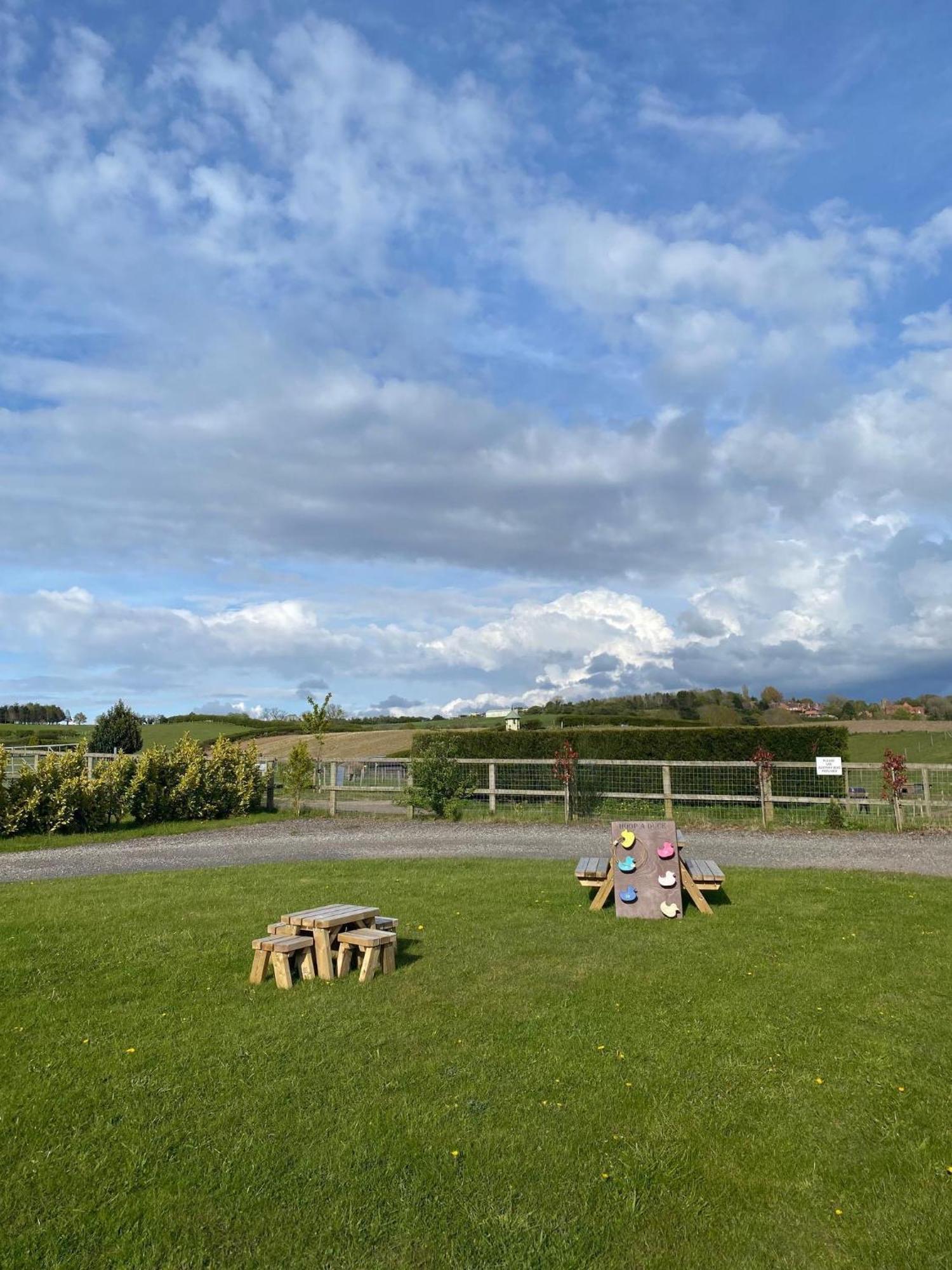 King Richard'S Luxury Lodge - Sleeps Up To 8 ,Dog Friendly ,Near Sherwood Forest At Fairview Farm In Nottingham Set In 88 Acres And Great For Groups,Family Gatherings,Corporate Events Εξωτερικό φωτογραφία